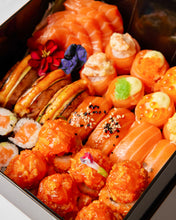 Load image into Gallery viewer, Salmon Sushi Moriawase